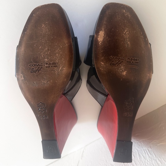 Donald Pliner Ishi Black/Red Patent Leather Elastic Strap Wedge Sandals 8.5M - Picture 15 of 16